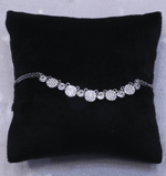 Load image into Gallery viewer, Sparkling Circle Link Bracelet

