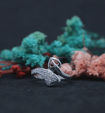 Load image into Gallery viewer, Abstract Bow Ring

